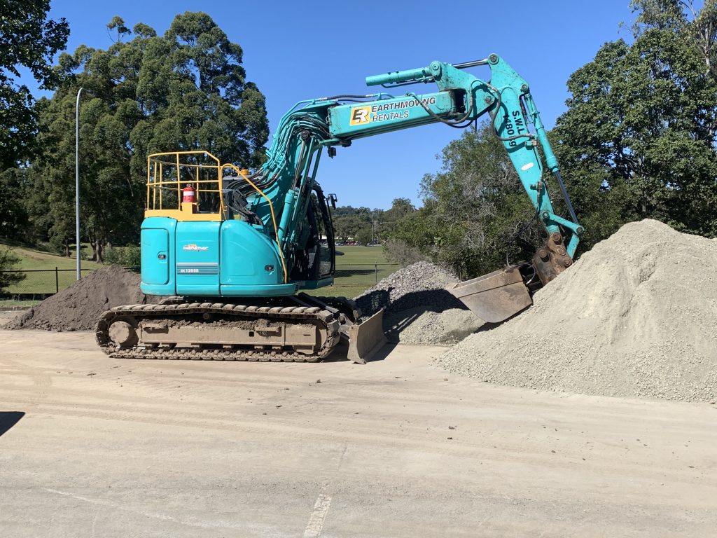 excavator, excavator hire, excavator rental, excavator qld, excavator queensland, earthmoving rentals, ultimate guide to excavator hire